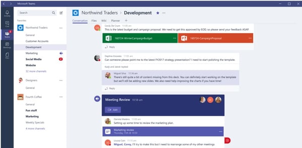 SmartIT-Blogbeitrag-Titelbild-Microsoft-Teams-ortsunabhängig-Zusammenarbeiten-Screenshots-Applikation